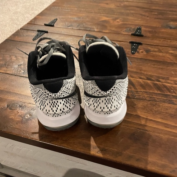 Kevin Durant BHM size 9 - Picture 4 of 4